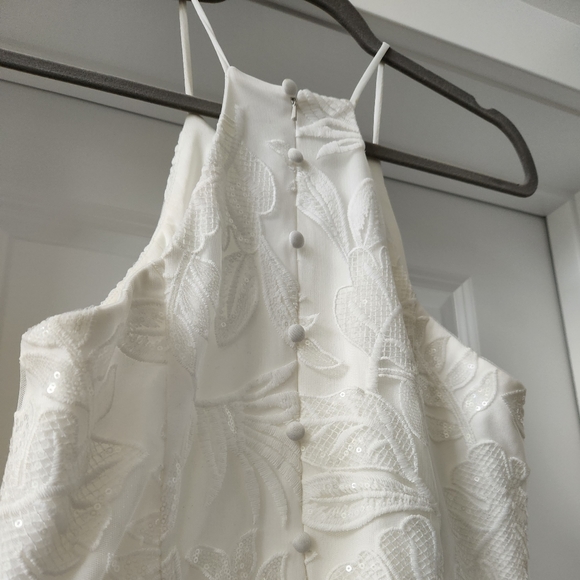 David's Bridal DB Studio Sequin Leaf Sheath Wedding Dress Soft White Size 8 - Picture 11 of 16